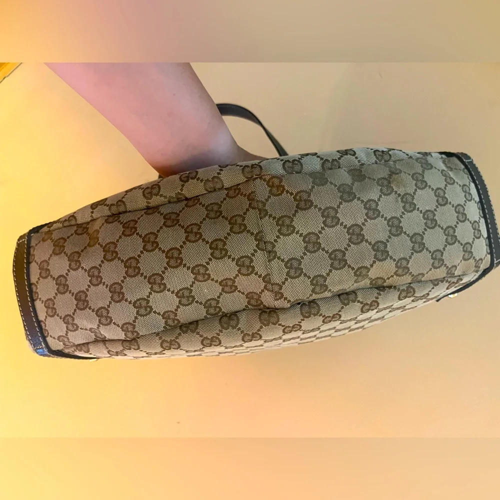 Gucci Abbey Tote Bag - Picture 6 of 7